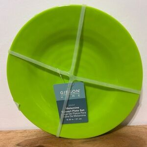 Gibson Home Set of 4 Bright Kiwi Green Melamine Dessert Plates 8.25” NEW